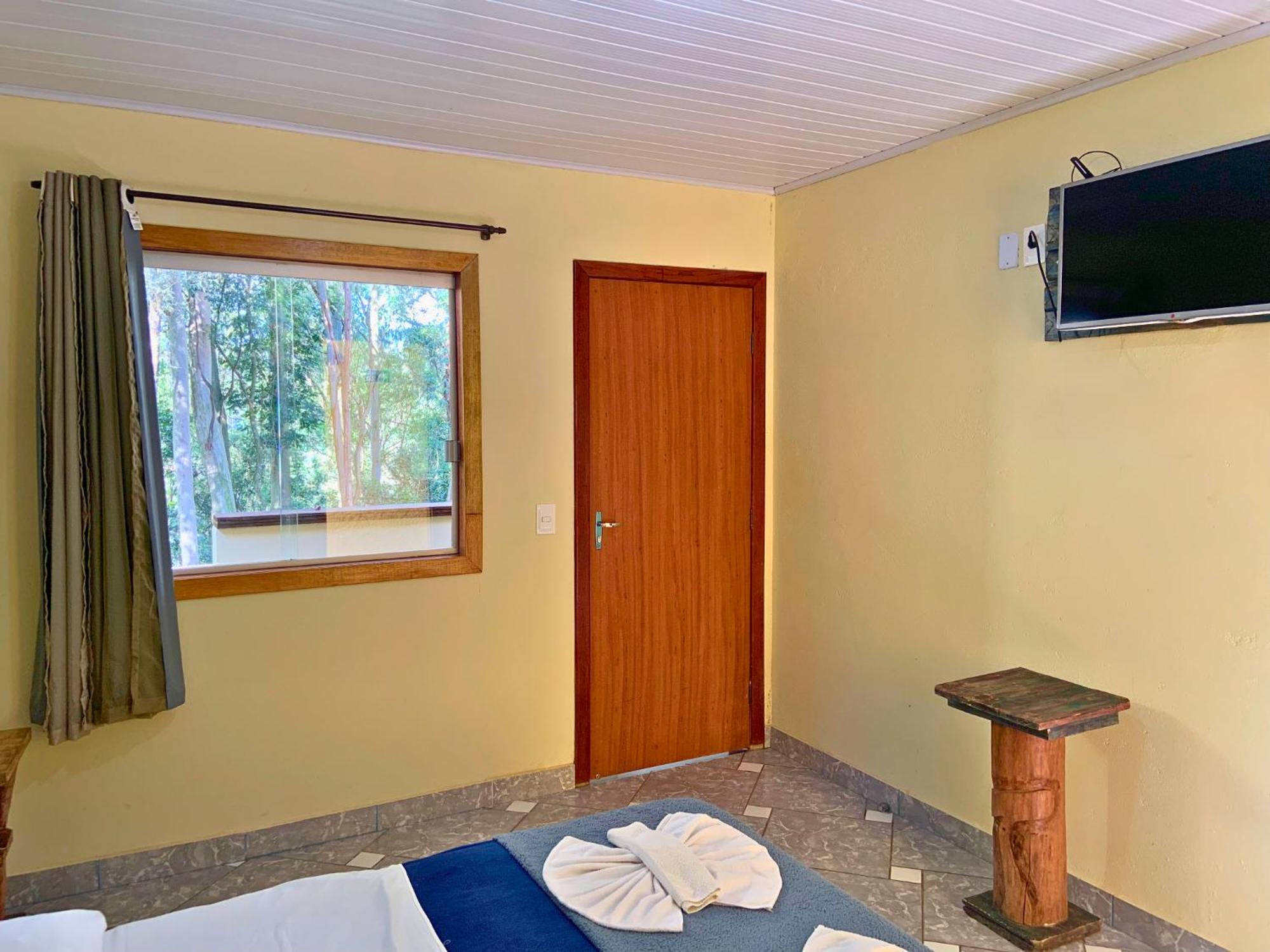 Hotel Pousada E Restaurante Casinha Velha Macacos  Zewnętrze zdjęcie
